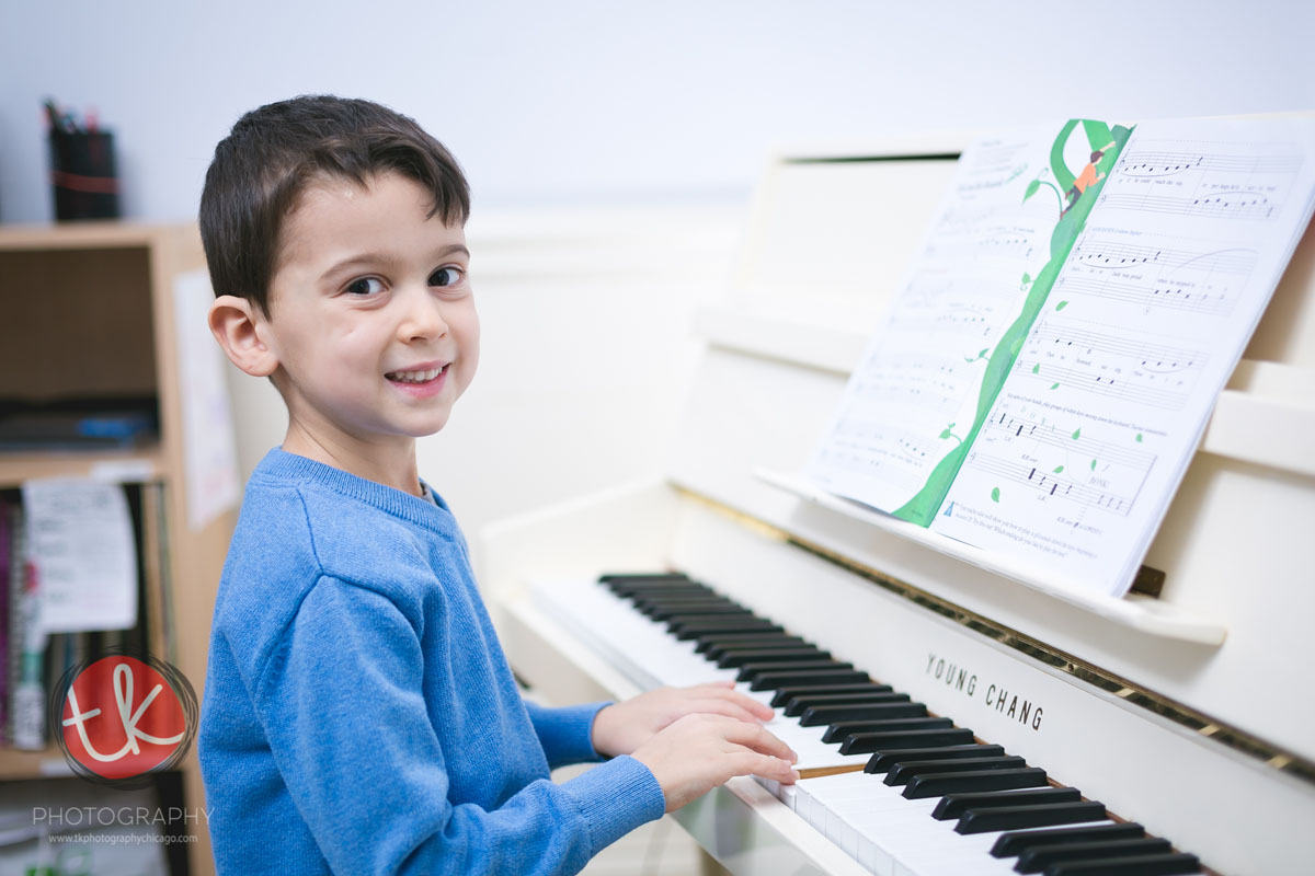 kids Play Piano at Bucktown Music