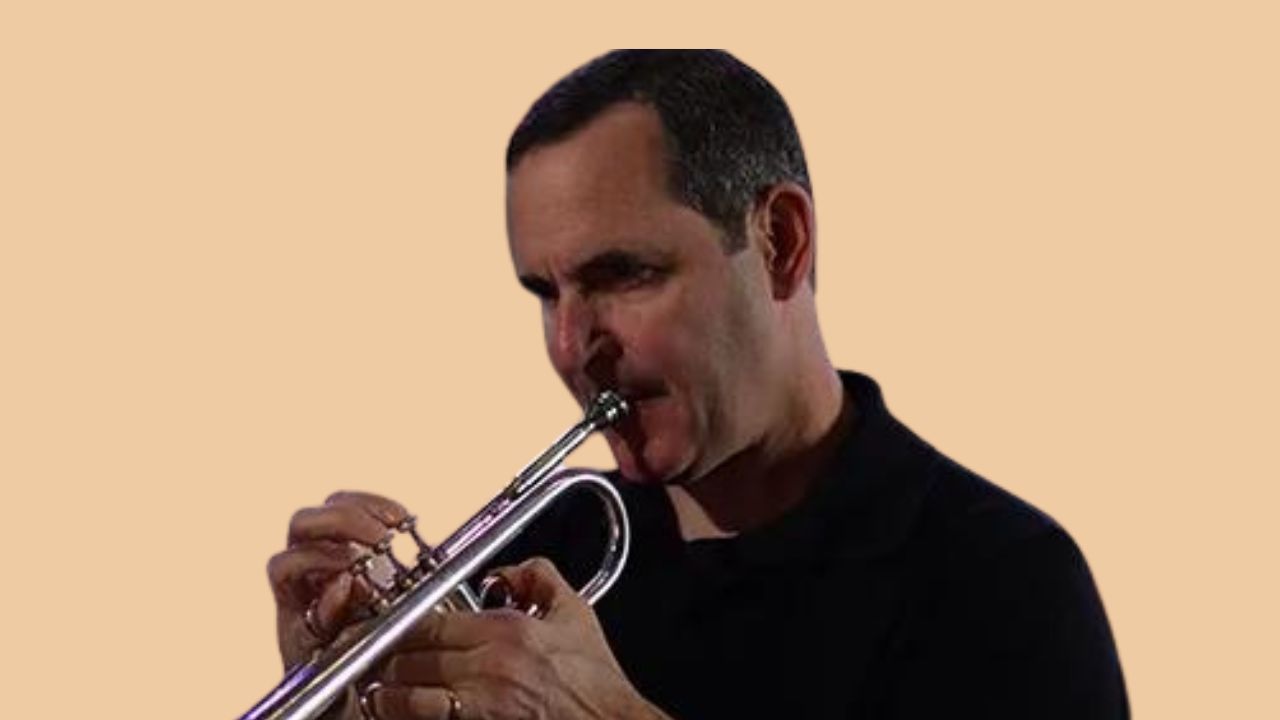 Mark Dennis