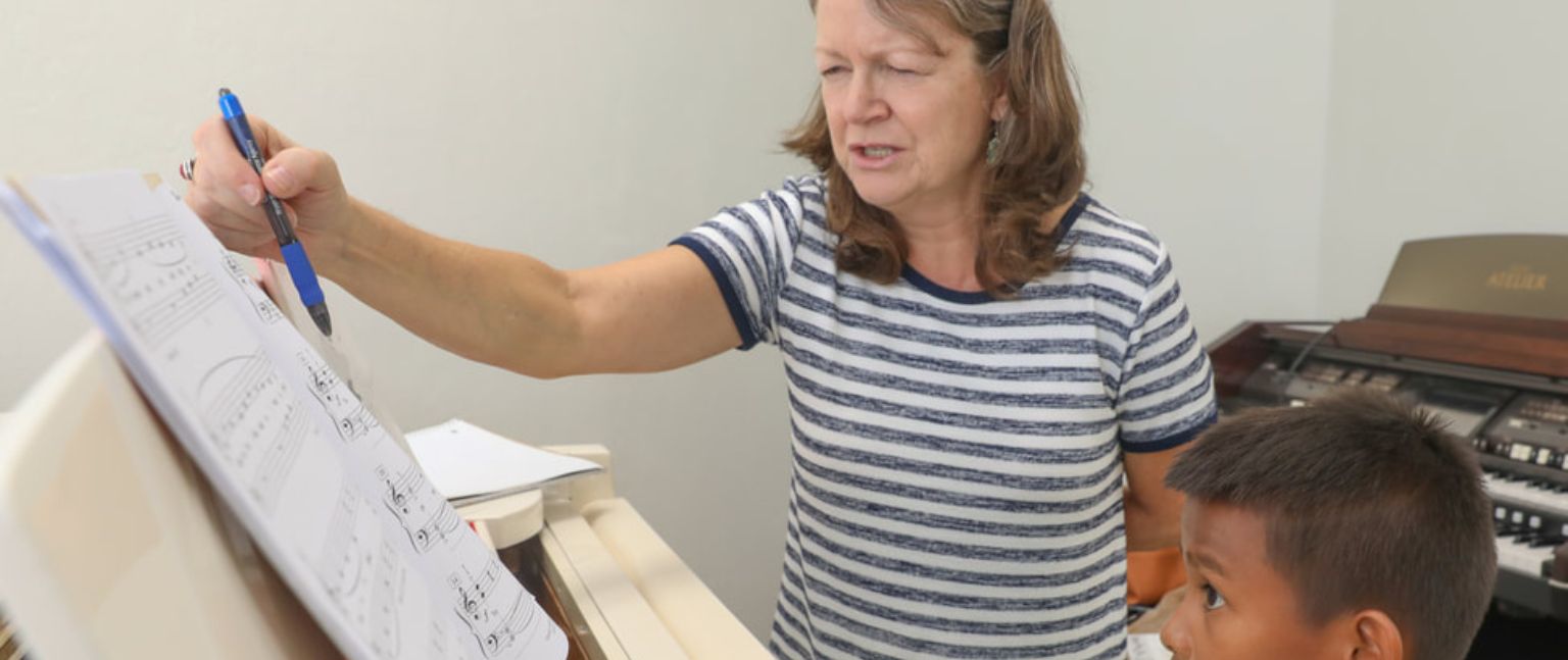 student taking piano lessons in fort myers