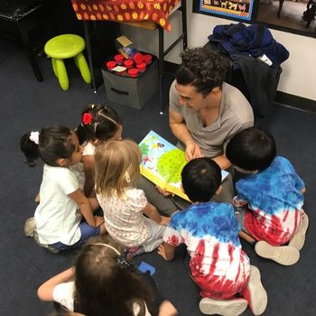 kids music group reading