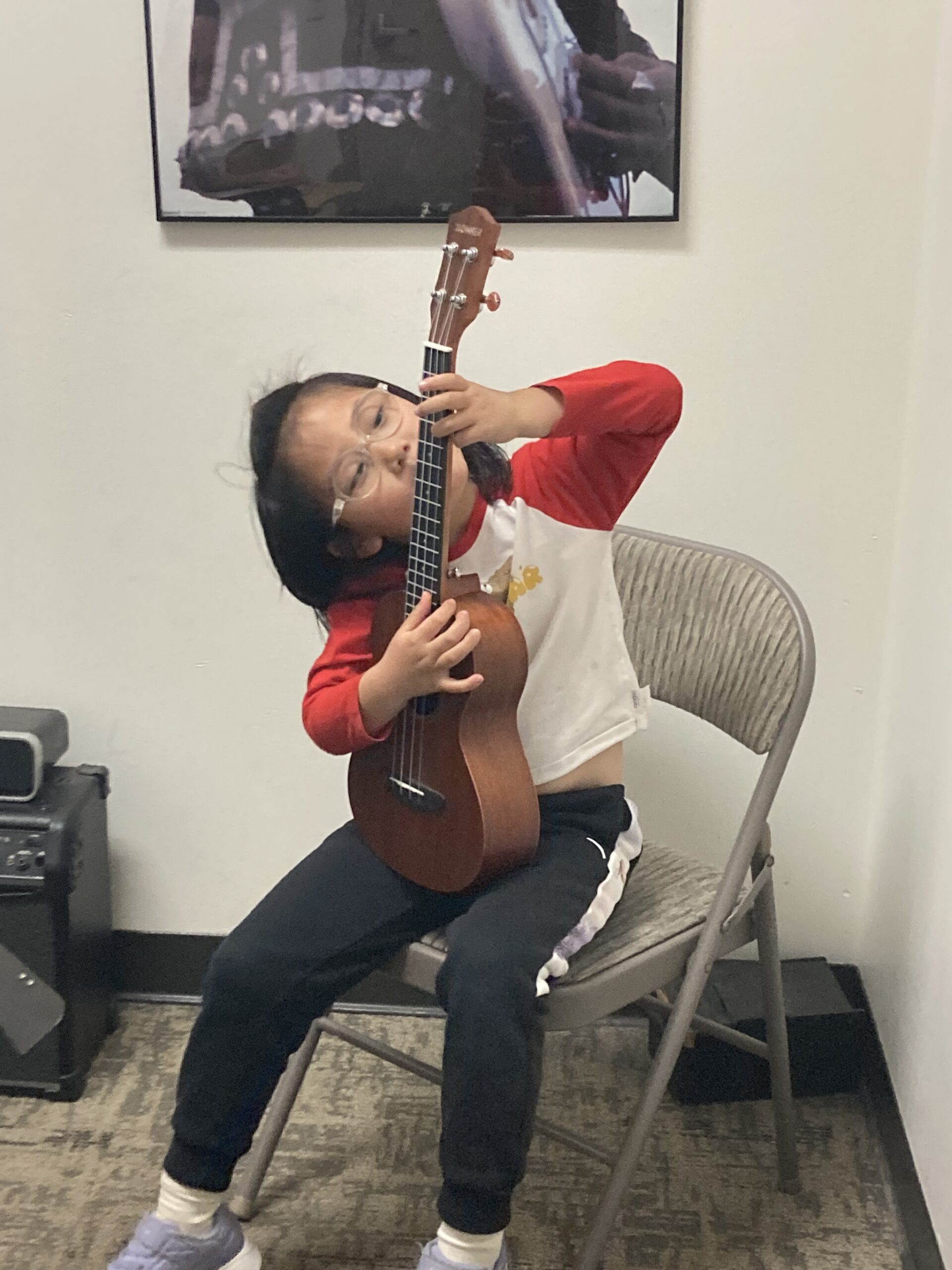 Guitar & Ukulele
