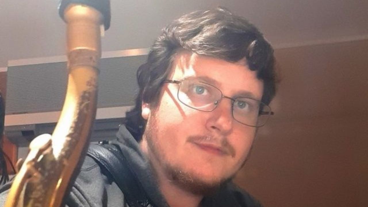 Dan W