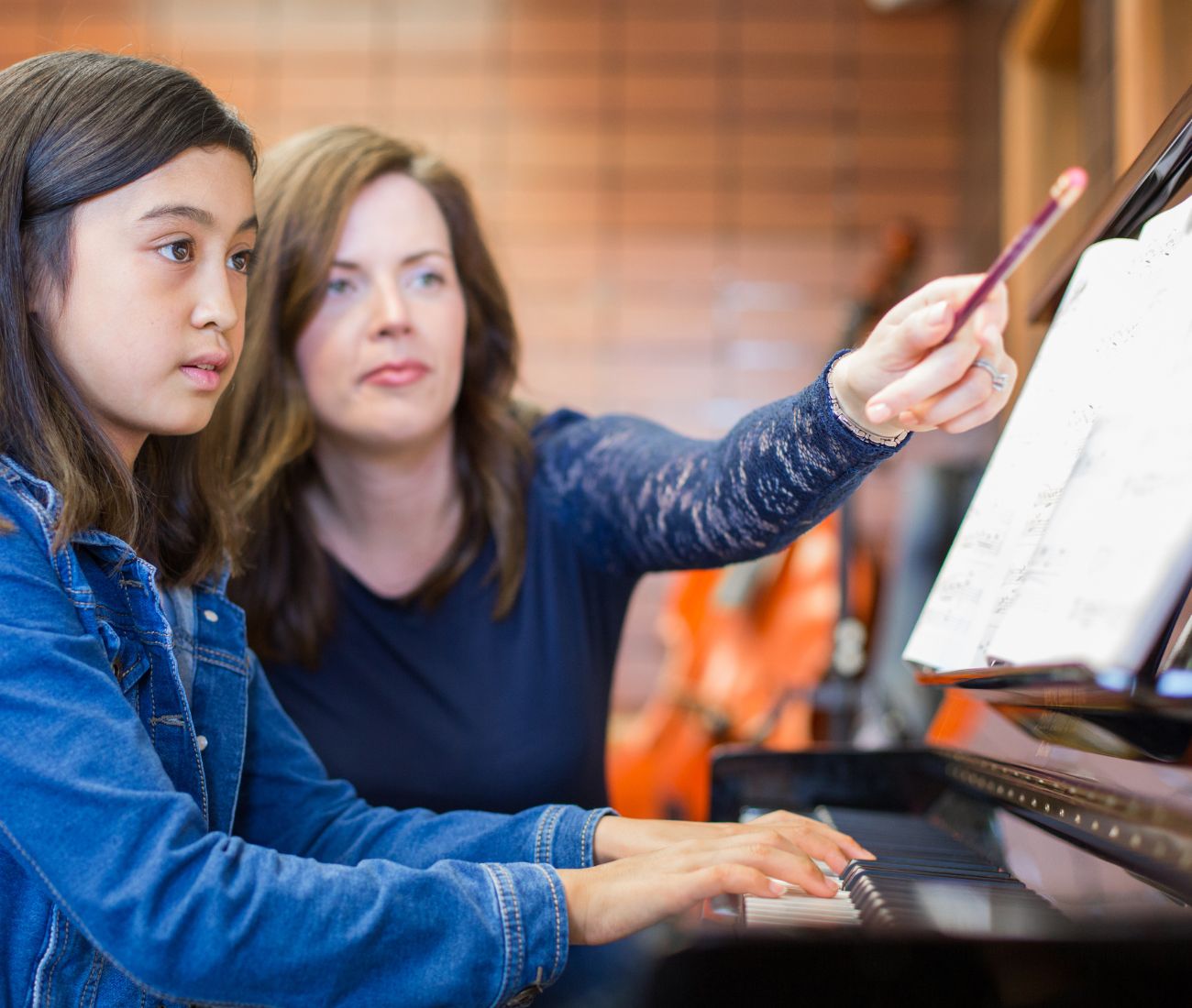 Student Playing the piano Orland Park IL