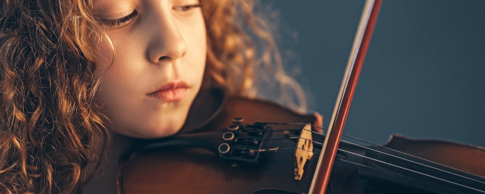 child playing violin