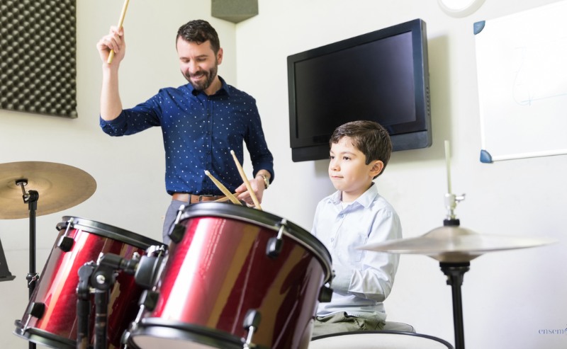 3 issues with music school banner