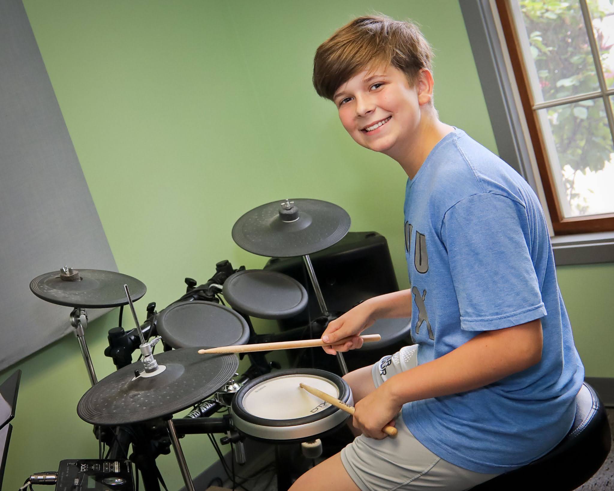 How Do I Choose the Right Music Lessons for My Child? A 2026 Parent’s Guide