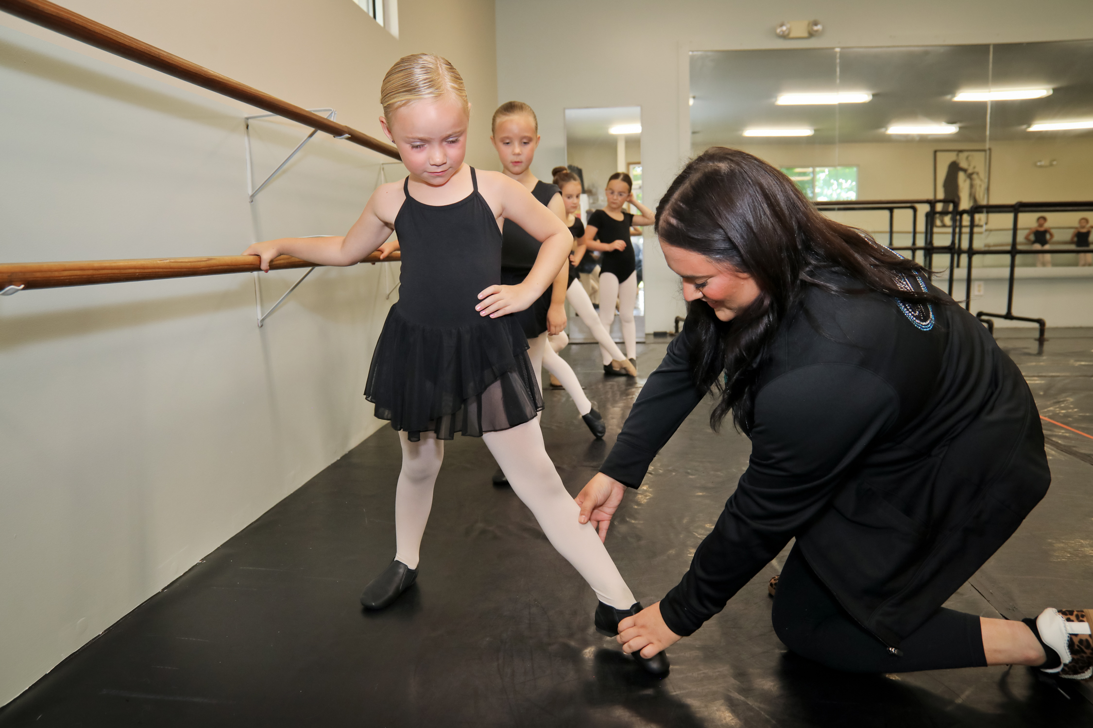 What’s the Best Age to Start Dance Lessons? What Parents Need to Know